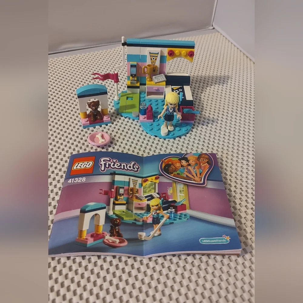 Lego Friends 41328 Stephanie's Bedroom